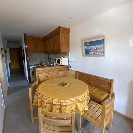 Διαμέρισμα 5 Pers, Centre Cernix, Piste & Commerces, Animaux Admis, Parking, Balcon - Fr-1-733-148